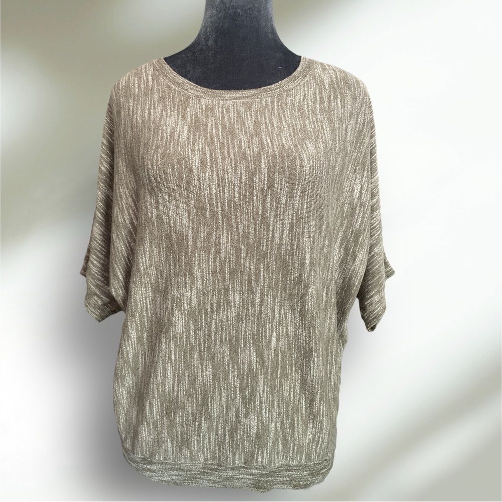 DKNY jeans soft comfy stylish short sleeve sweatshirt